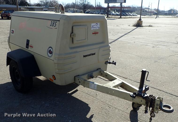 image for item DG2869 2007 Ingersoll Rand P185 air compressor