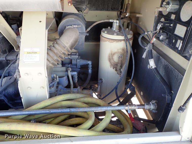 image for item DG2869 2007 Ingersoll Rand P185 air compressor