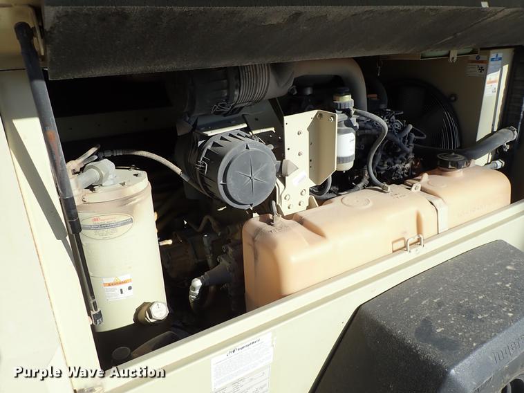 image for item DG2869 2007 Ingersoll Rand P185 air compressor