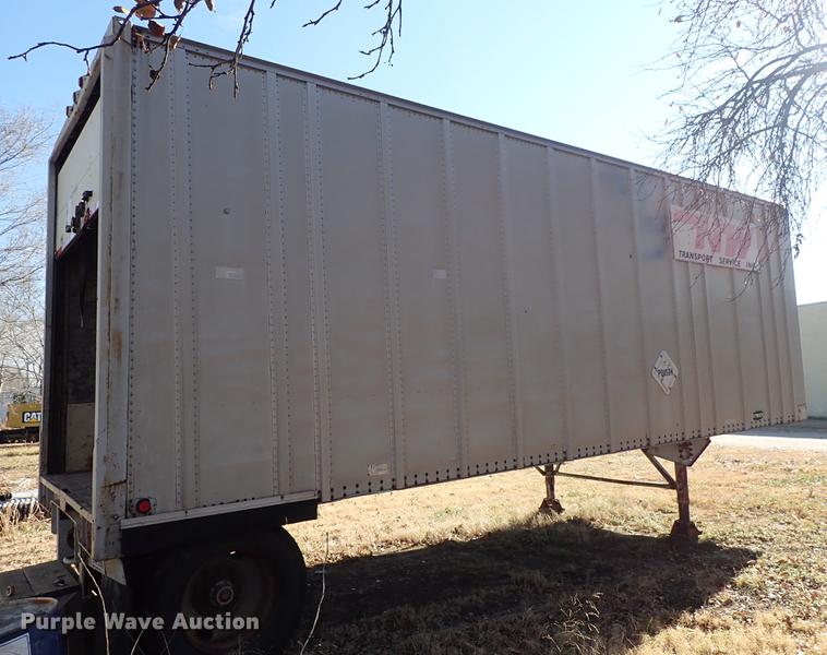 image for item DG2870 1988 Strick dry van trailer