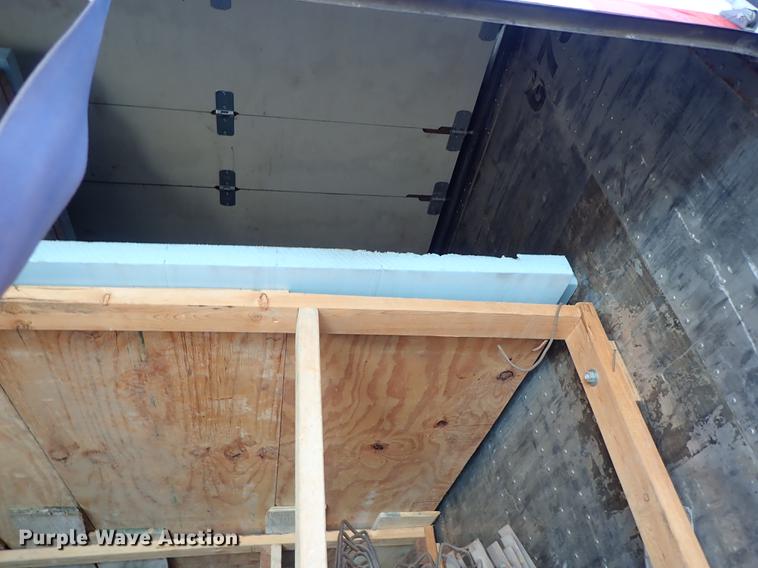 image for item DG2870 1988 Strick dry van trailer