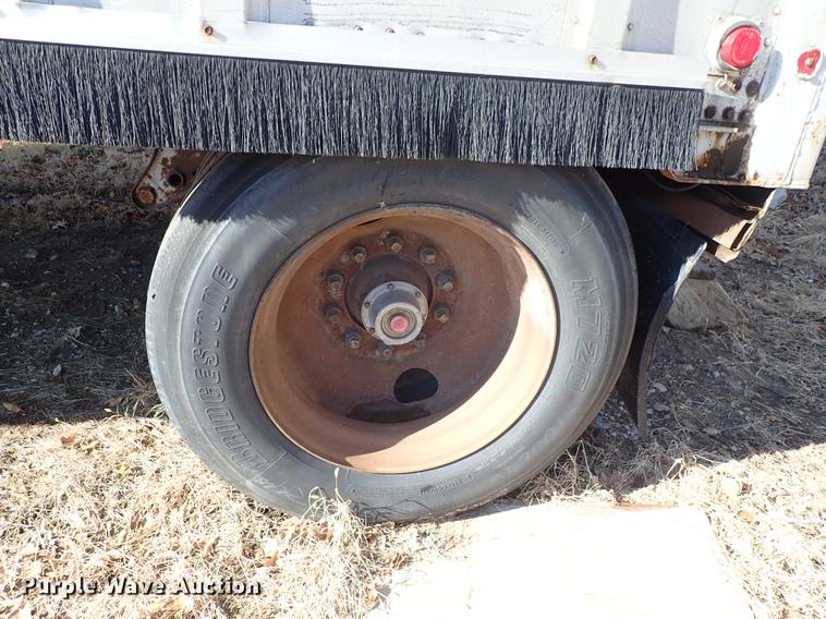 image for item DG2870 1988 Strick dry van trailer