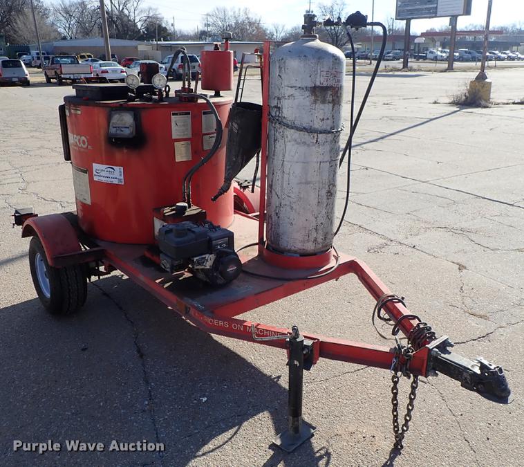 image for item DG2871 2001 Crafco EZ Pour melter/applicator