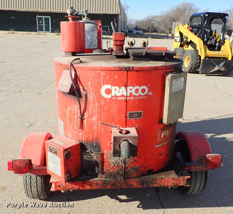 image for item DG2871 2001 Crafco EZ Pour melter/applicator