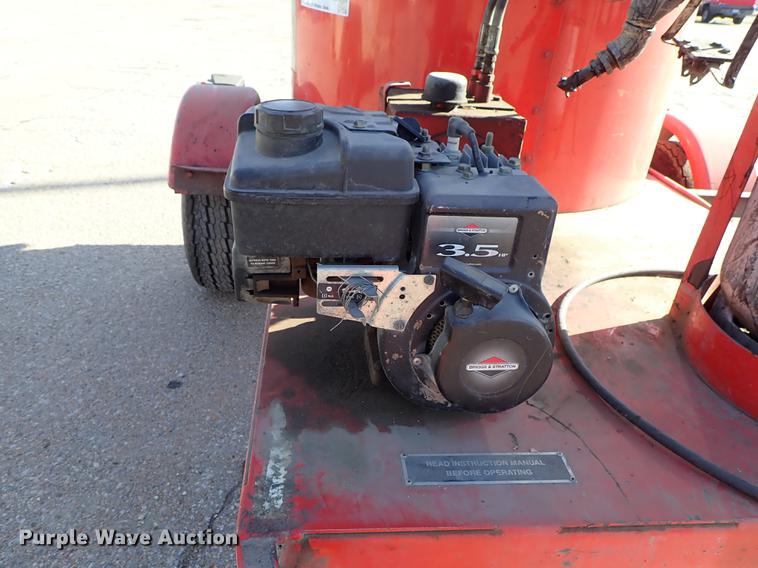 image for item DG2871 2001 Crafco EZ Pour melter/applicator