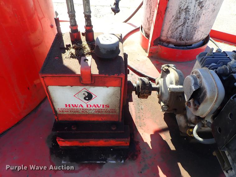 image for item DG2871 2001 Crafco EZ Pour melter/applicator