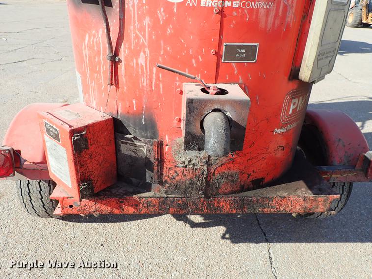 image for item DG2871 2001 Crafco EZ Pour melter/applicator