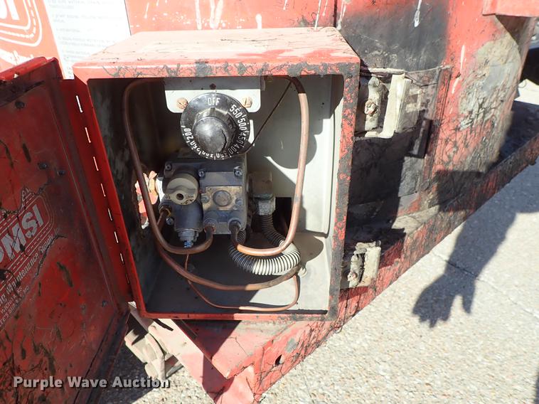 image for item DG2871 2001 Crafco EZ Pour melter/applicator