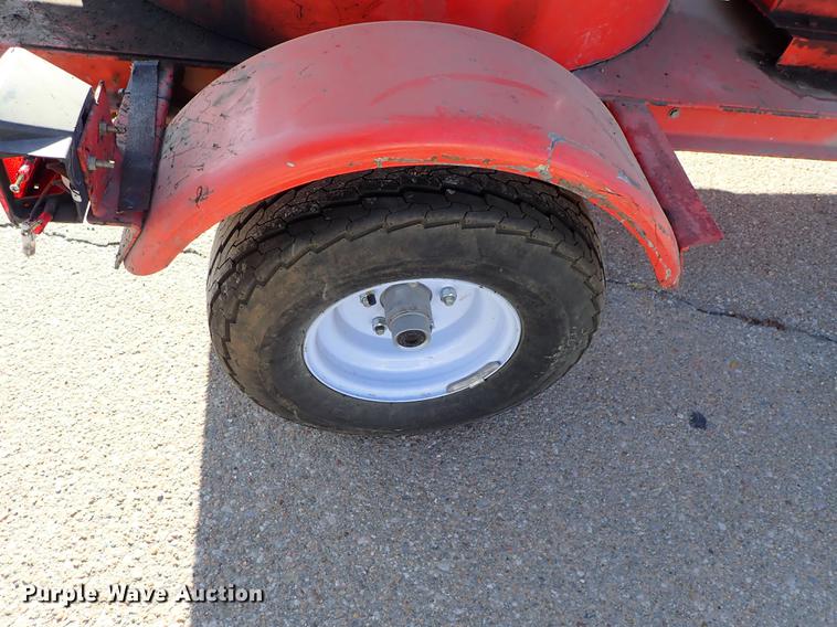 image for item DG2871 2001 Crafco EZ Pour melter/applicator