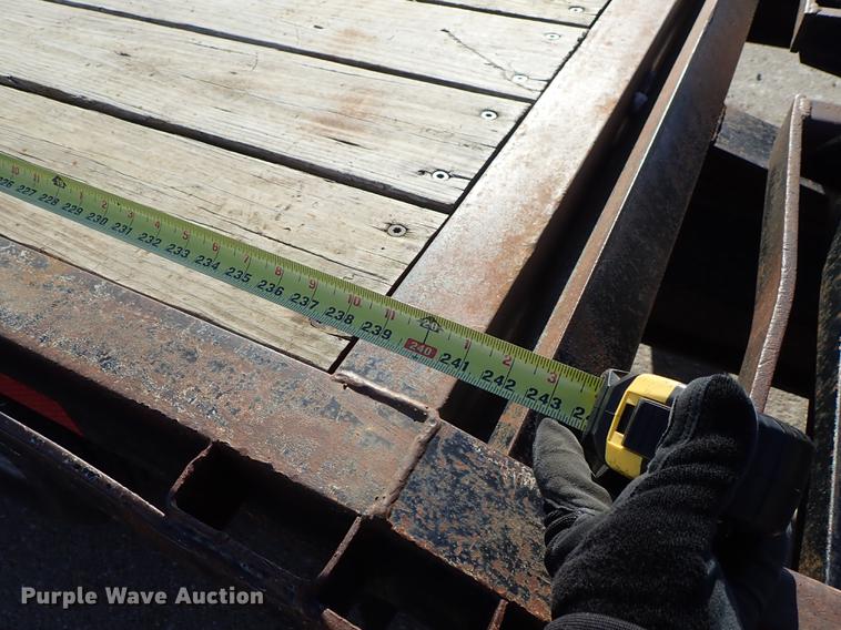 image for item DG2874 2002 Circle M equipment trailer