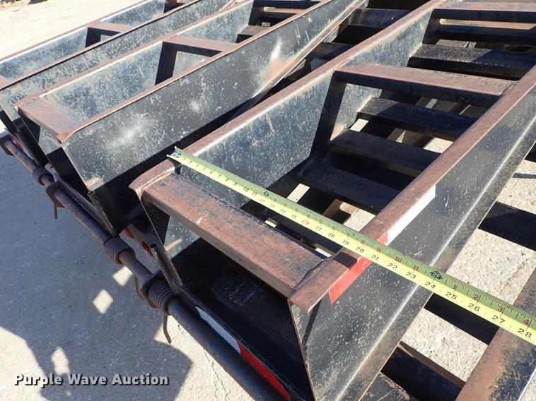 image for item DG2874 2002 Circle M equipment trailer