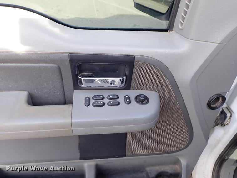 image for item DG2876 2007 Ford F150 SuperCrew pickup truck