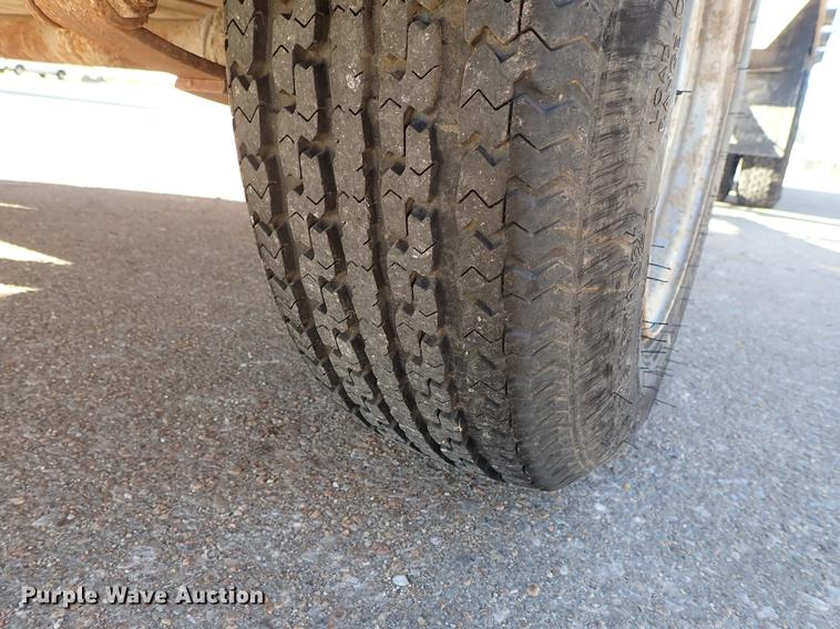 image for item DG2904 1996 Terrys Trailers utility trailer