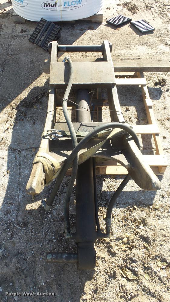 image for item EH9114 Amulet UH67 20.5"W excavator thumb