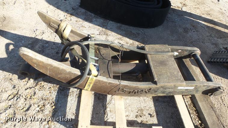 image for item EH9114 Amulet UH67 20.5"W excavator thumb