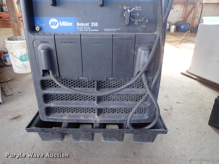 image for item EM9333 Miller Bobcat 250 welder/generator