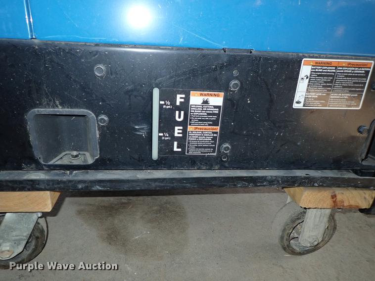image for item EM9333 Miller Bobcat 250 welder/generator