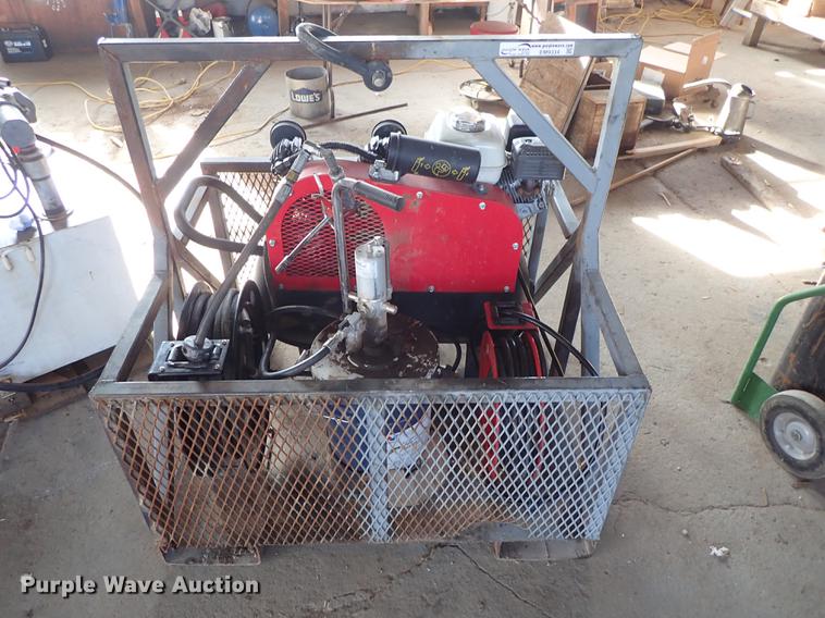 image for item EM9334 Air and grease service unit