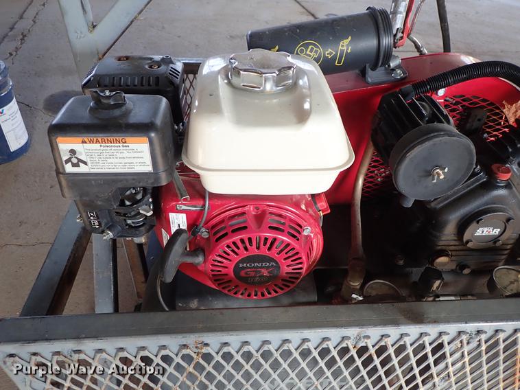 image for item EM9334 Air and grease service unit