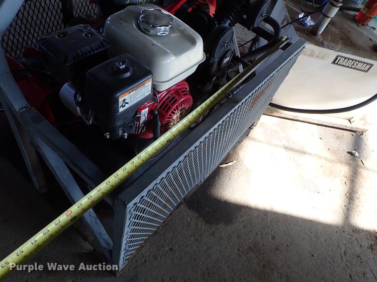 image for item EM9334 Air and grease service unit