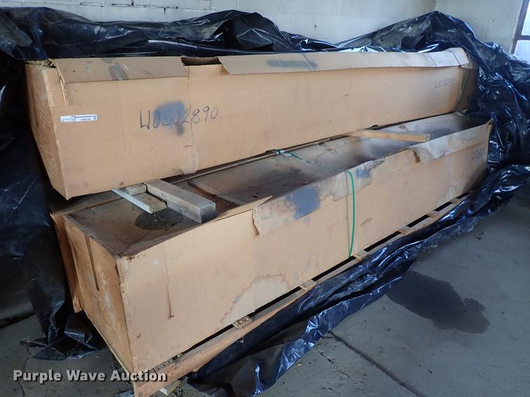 image for item EM9336 (3) steel garage doors