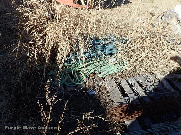 image for item EM9341 Expoxy coated re-bar