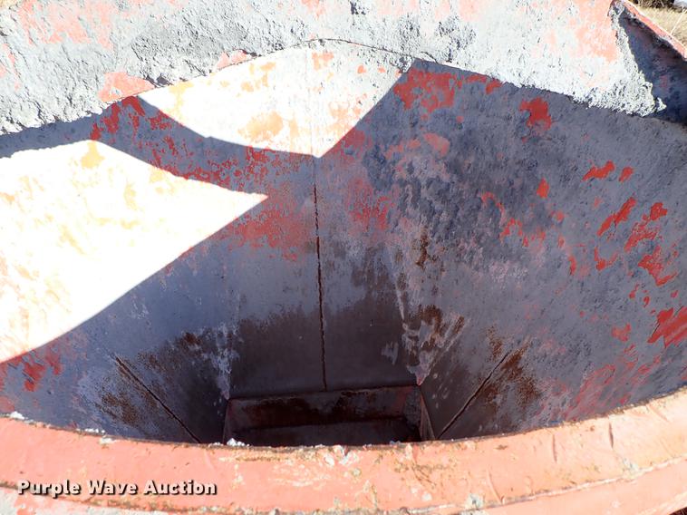 image for item EM9346 Steel concrete bucket