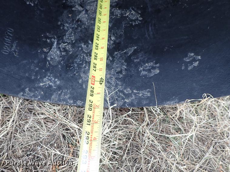 image for item EM9352 Plastic pipe