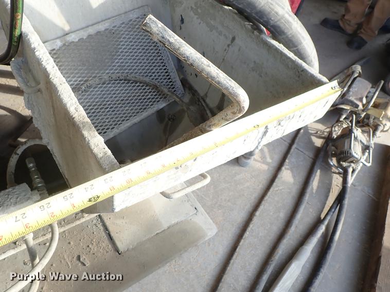 image for item EM9365 Grout pump