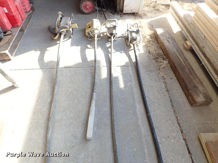 image for item FI9431 (4) concrete vibrator whips