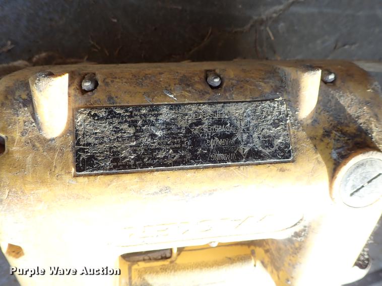 image for item FI9431 (4) concrete vibrator whips