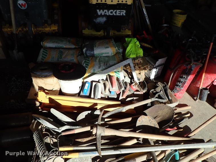 image for item FI9437 Tools