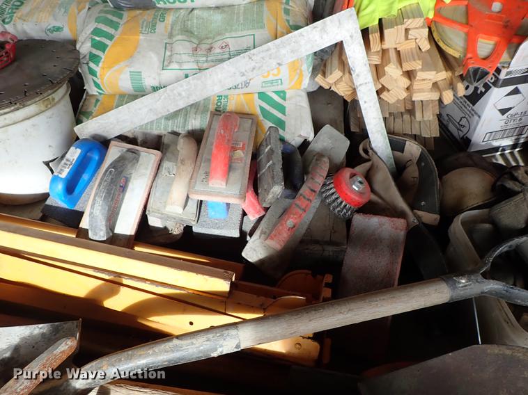 image for item FI9437 Tools