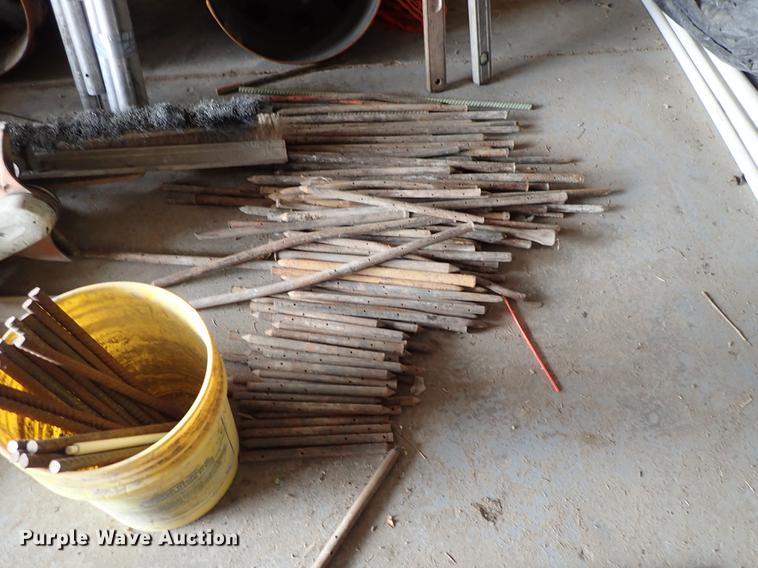 image for item FI9437 Tools