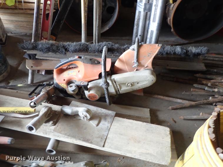 image for item FI9437 Tools