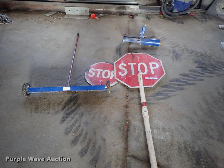 image for item FI9437 Tools