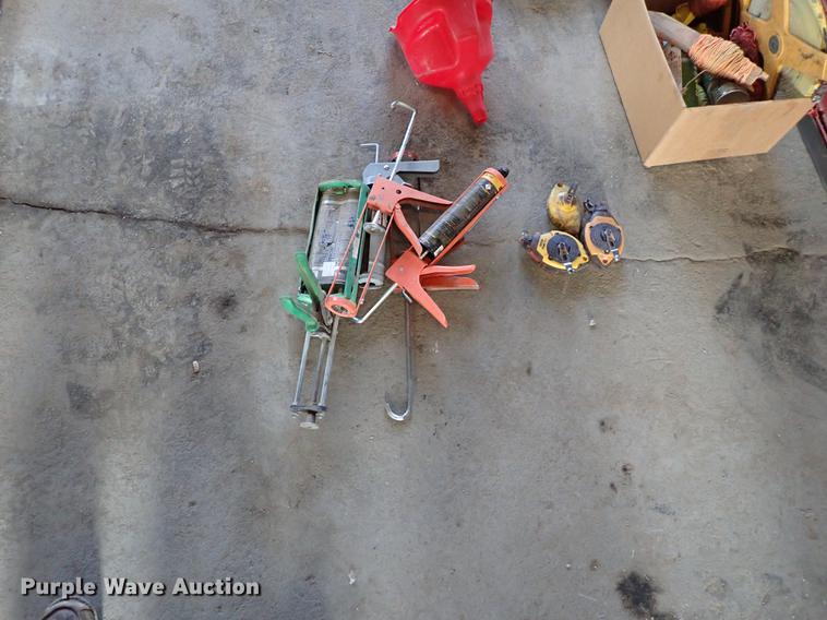 image for item FI9437 Tools