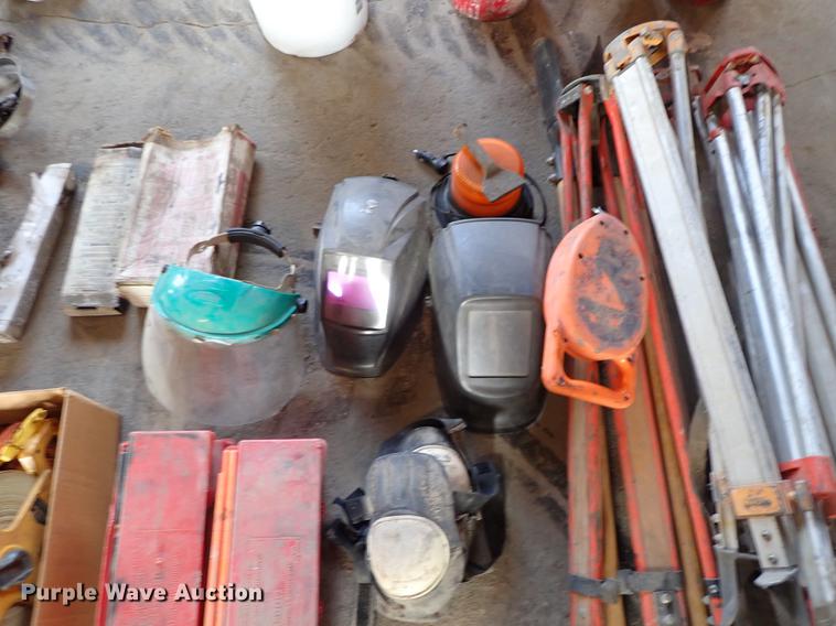 image for item FI9437 Tools