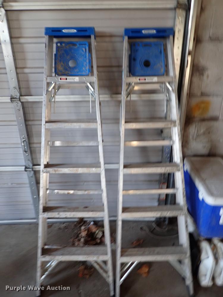 image for item FI9437 Tools