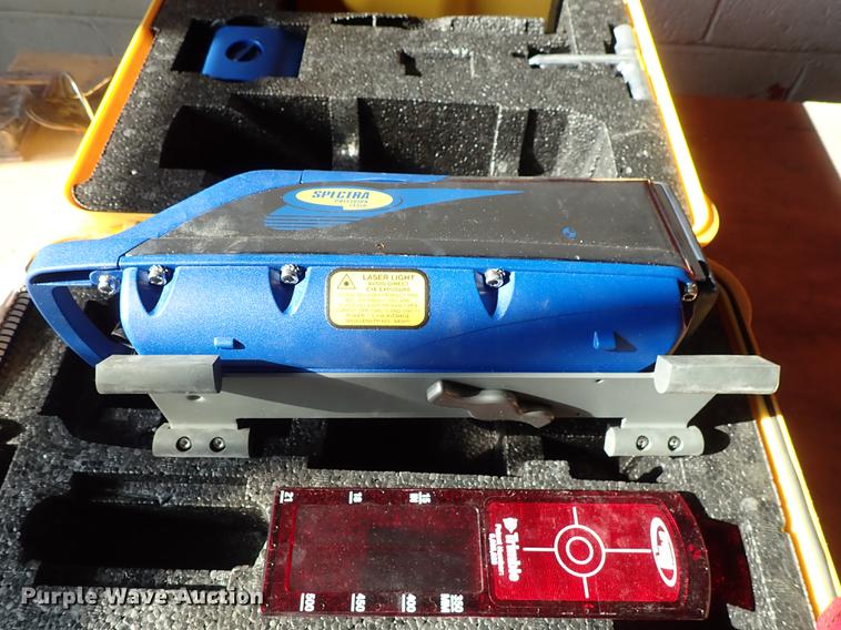 image for item FI9438 Spectra DG711 pipe laser