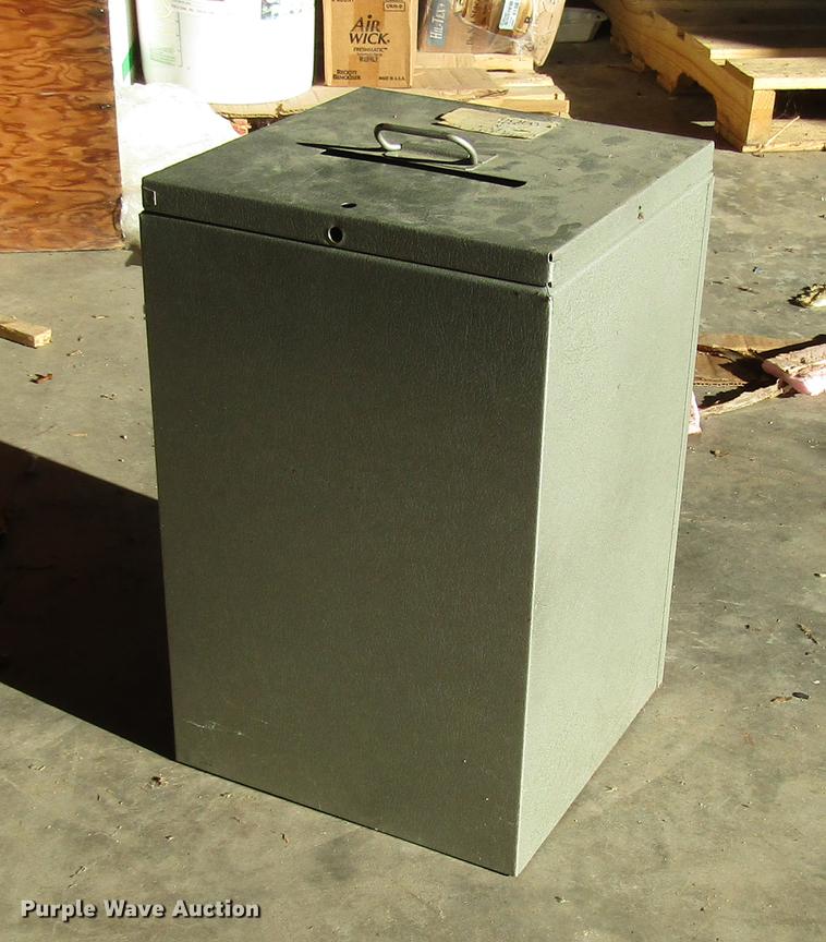 image for item DD3849 (7) ballot boxes
