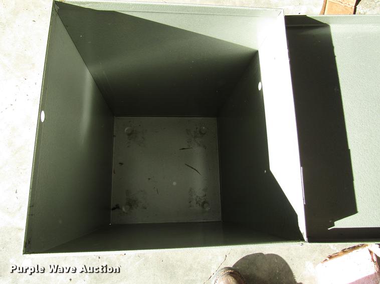 image for item DD3849 (7) ballot boxes