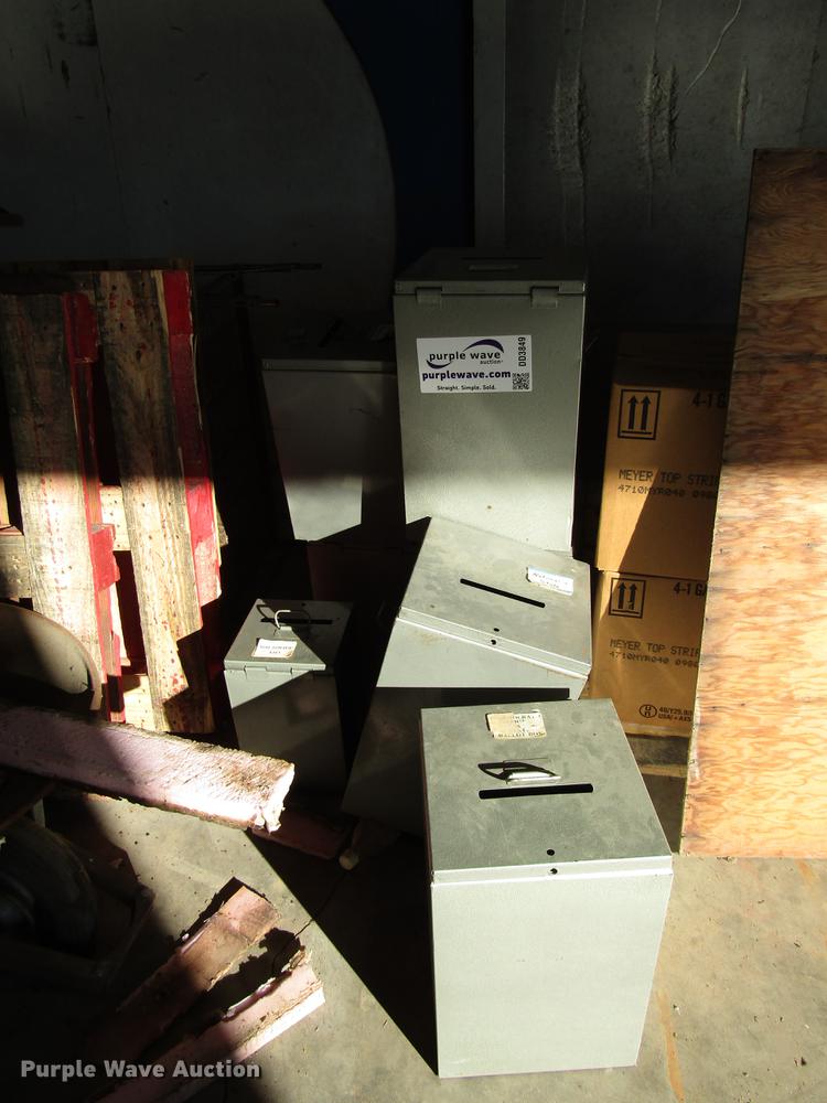 image for item DD3849 (7) ballot boxes
