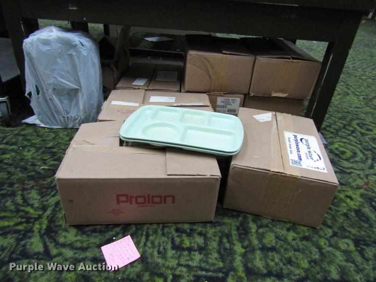 image for item DD3852 Approximately 100 lunch trays