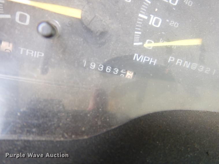 image for item DD8982 1998 Chevrolet 1500 pickup truck