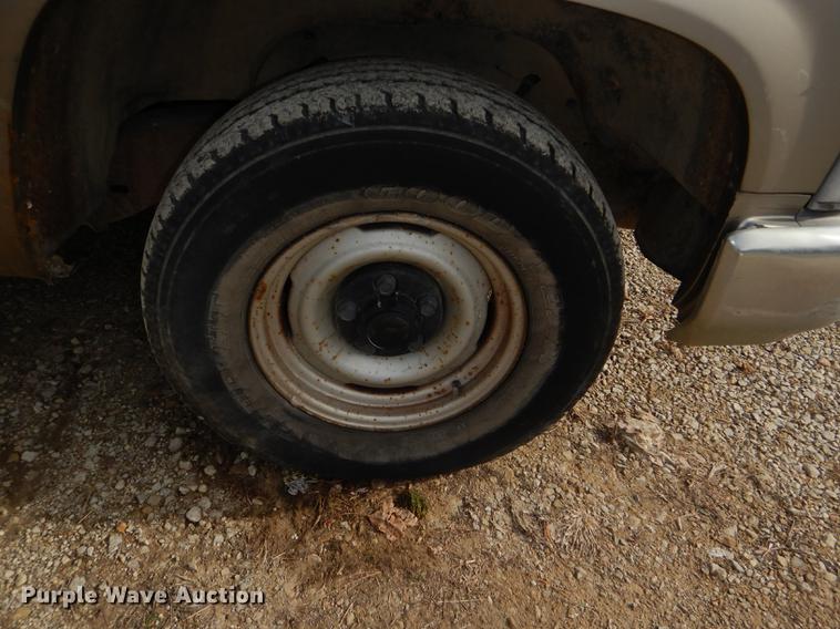 image for item DD8982 1998 Chevrolet 1500 pickup truck