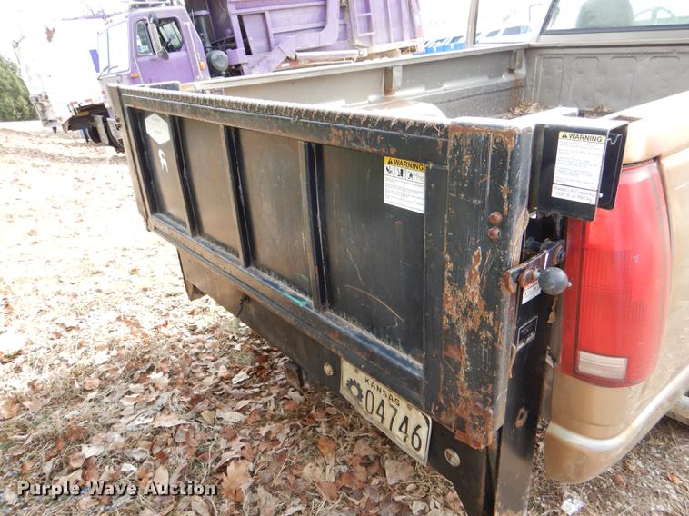 image for item DD8982 1998 Chevrolet 1500 pickup truck