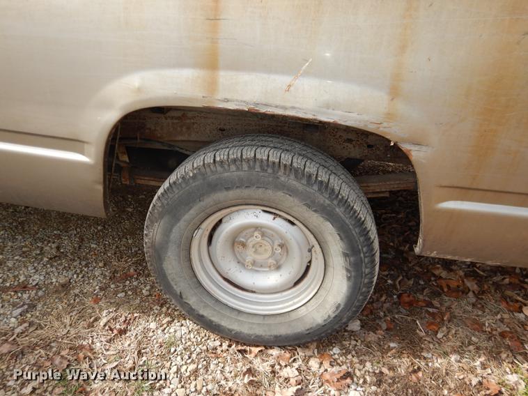 image for item DD8982 1998 Chevrolet 1500 pickup truck