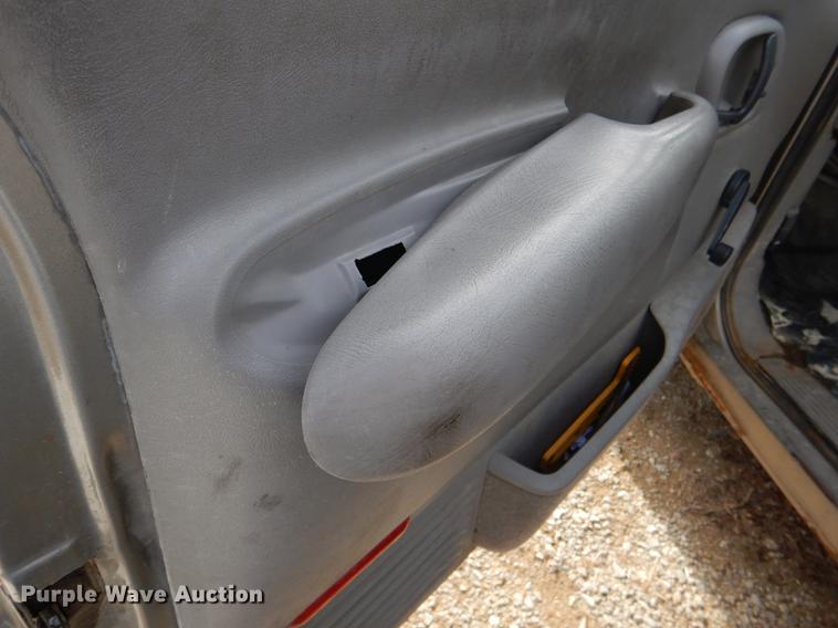 image for item DD8982 1998 Chevrolet 1500 pickup truck