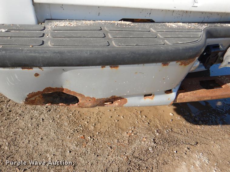 image for item DD8989 2000 GMC Sierra 1500 pickup truck